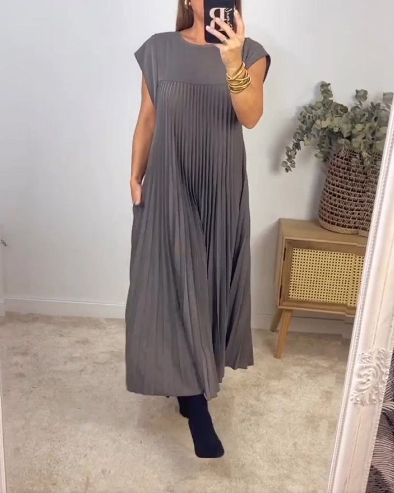 Women’s Short Sleeve Pleated Maxi Dress