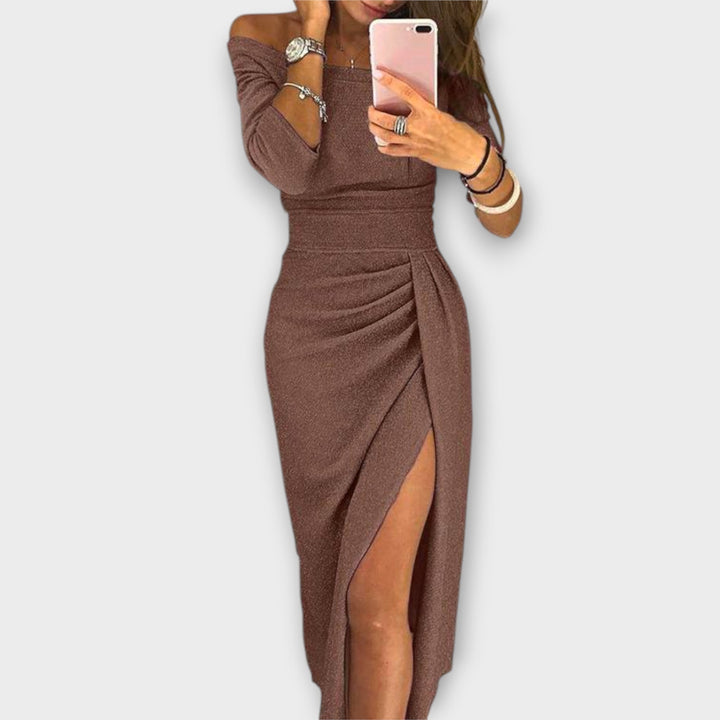 Amelia | Elegant Off-Shoulder Dress