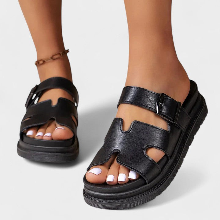 ZYVANYSSRA – ORTHOPEDIC SANDALS