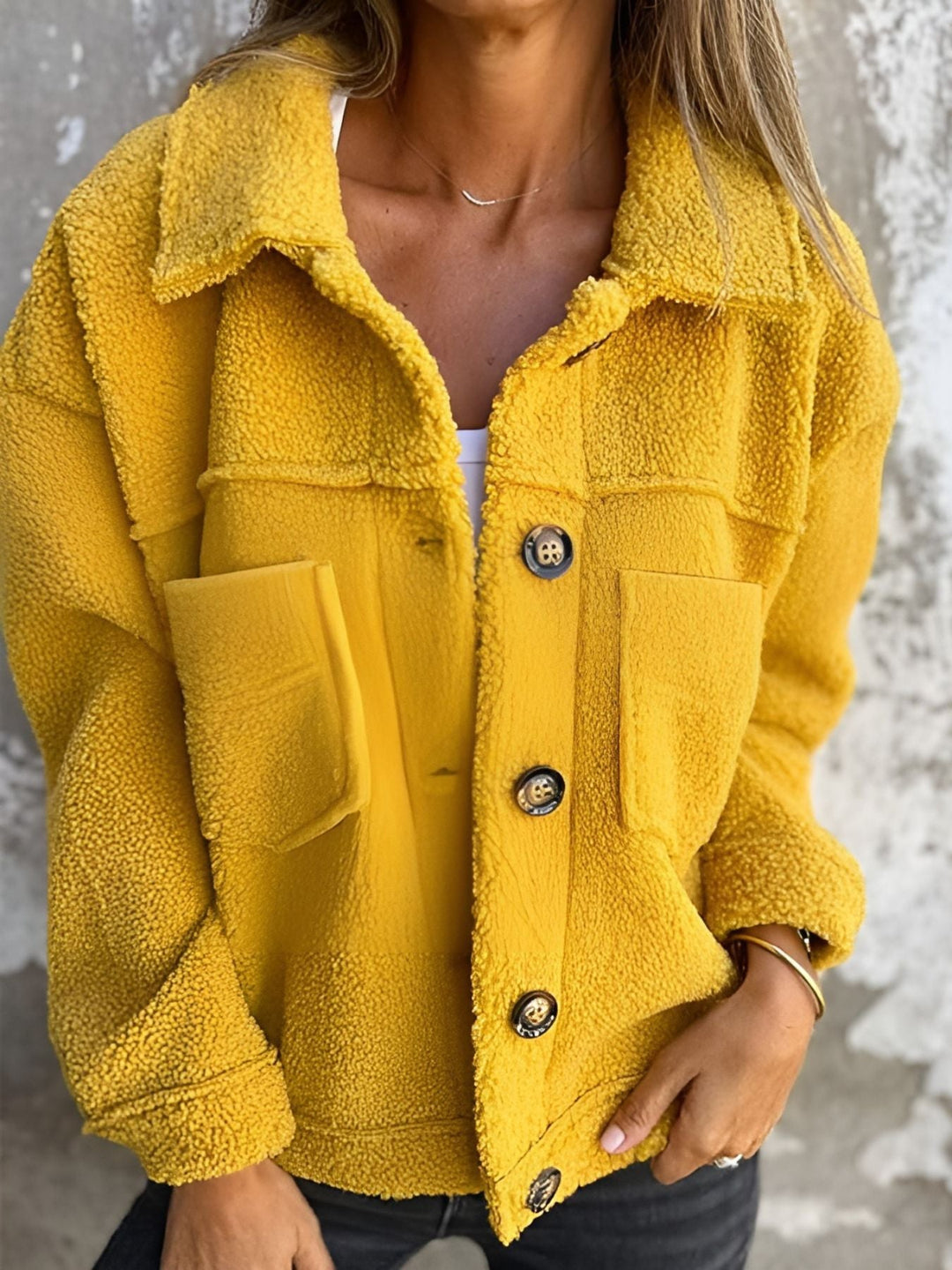 Léa - Elegant and Warm Coat